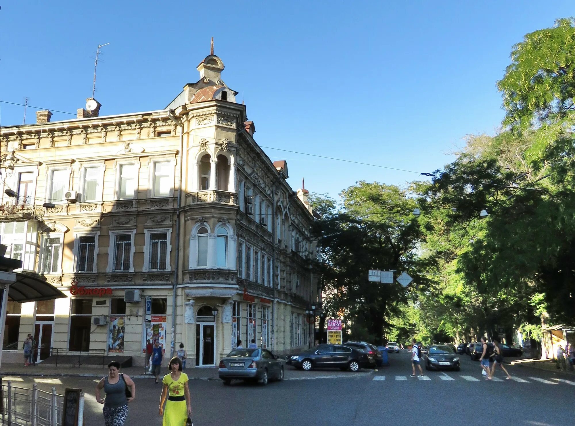 Дом в одессе дрон. Исторический центр одессы. дом руссова одесса. пастера 12 дерибас одессархитектура одессы. одесса старый город.