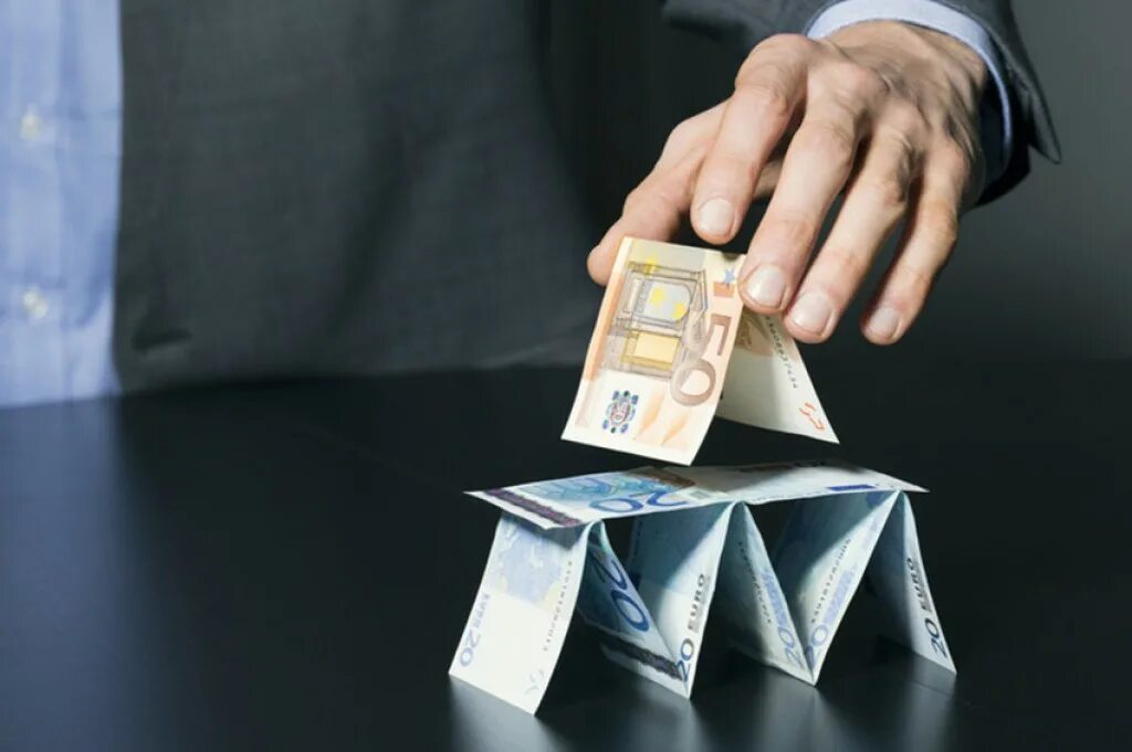 Удаленная работа мошенничество. Инвестирование в интернете мошенничество. Заработки мошенничеством. Мошенники банк. Зарабатывать в интернете.