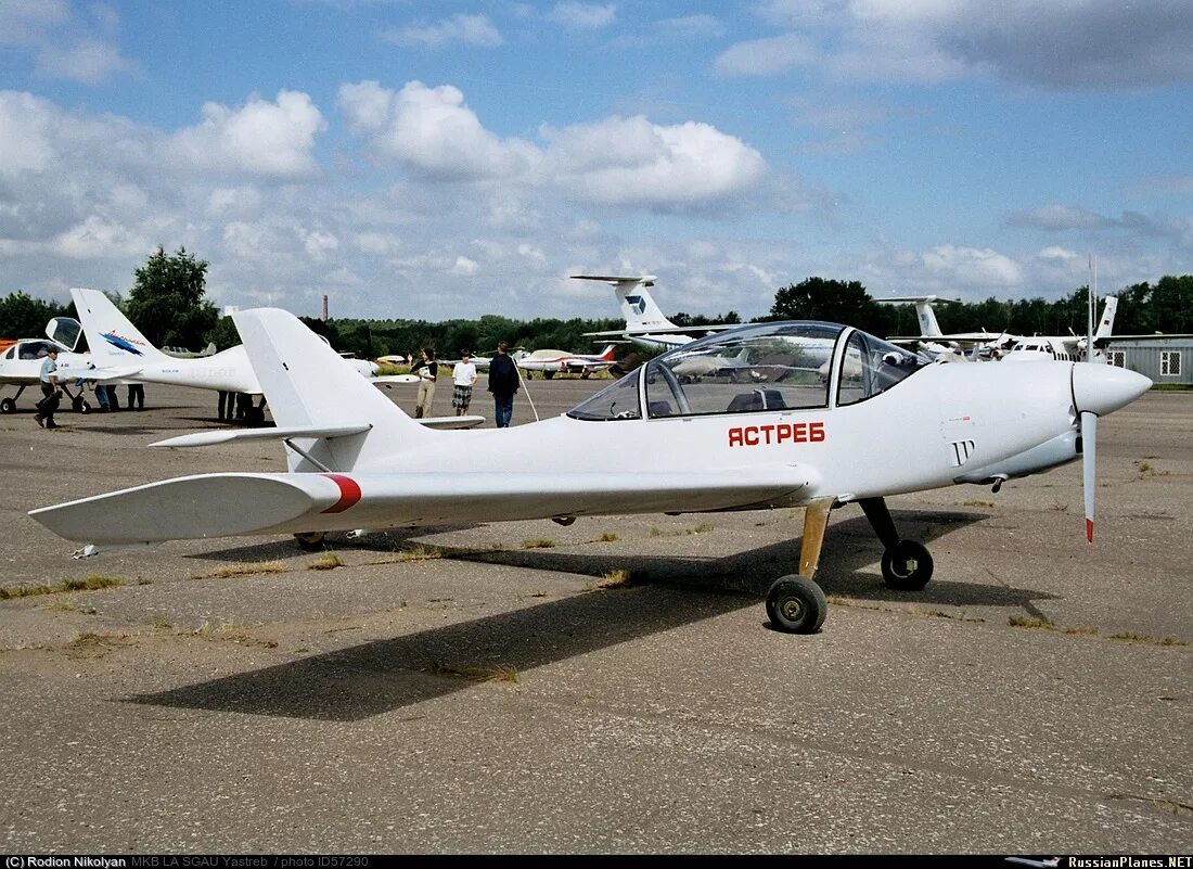 Ф 32 самолет. Самолет ф-32 самара. Легкий многоцелевой самолет т-411 «аист». F-32 ястреб. Самолет ястреб.