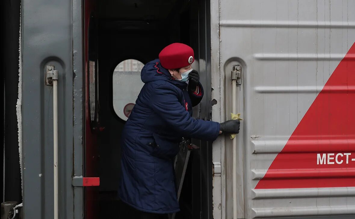Поезд дальнего следования. Оао «ржд» пассажирский поезд. Отмененные поезда ржд. Задержка пассажирского поезда. Ржд поезда коронавирус.