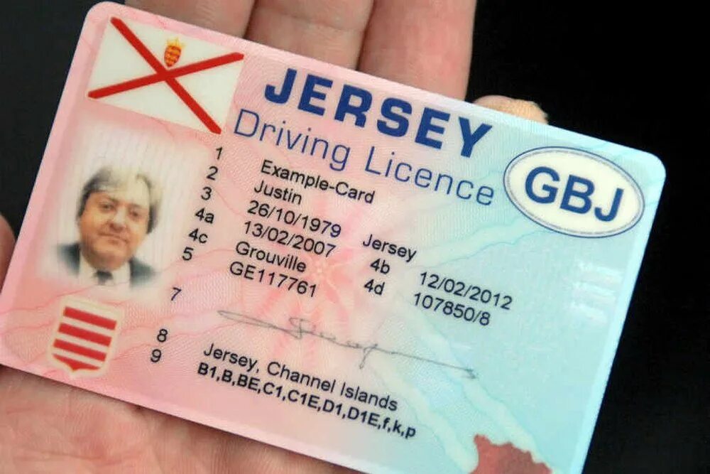 Водительское удостоверение техас. Driving licence. Driving licence. Driver license united kingdom. Водительские права англии.