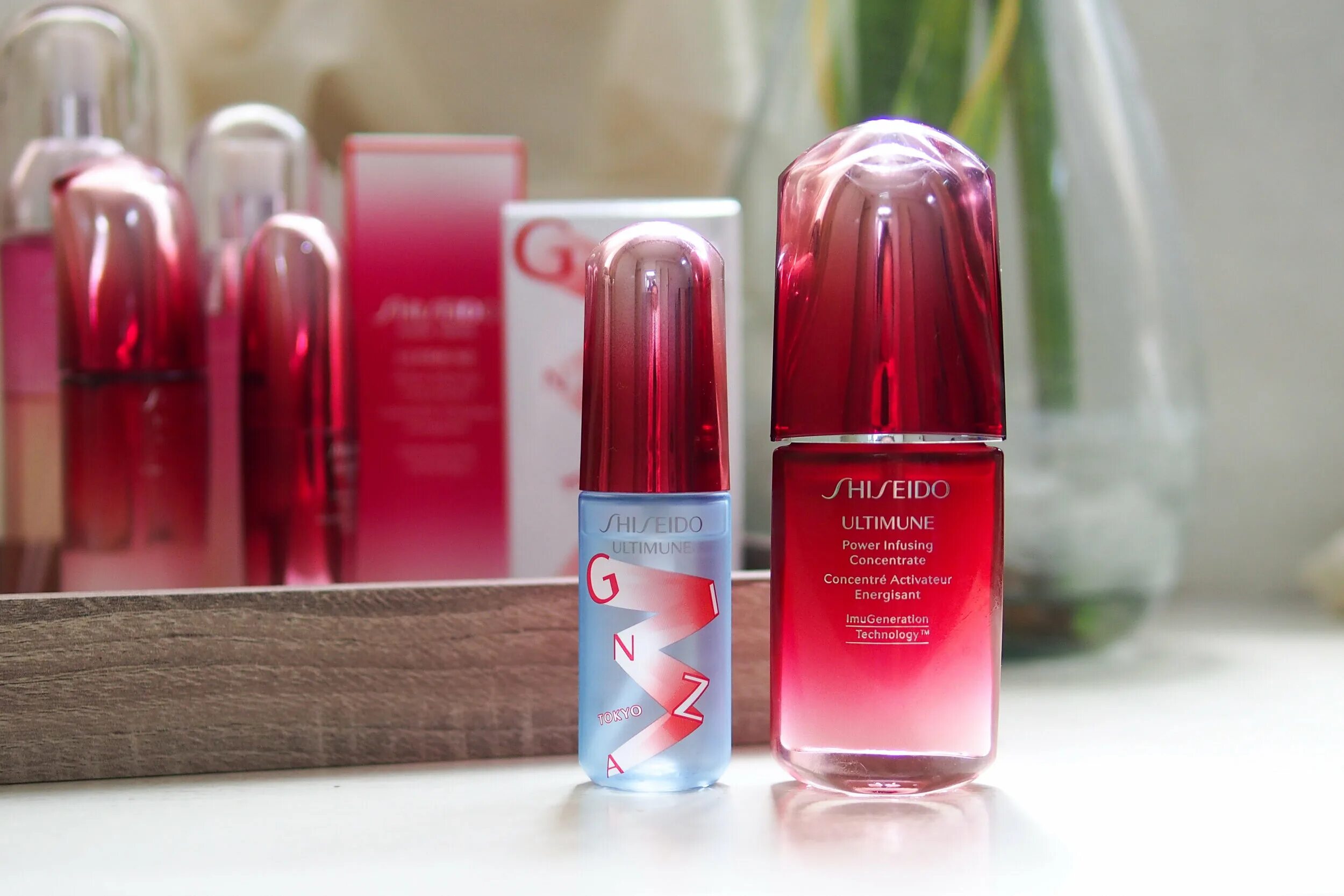 Шисейдо освежающий мист. Шисейдо бустер. Shiseido Ginza Tokyo Ultimate Power infusing Concentrate. Shiseido Ultimune Defense refresh Mist.