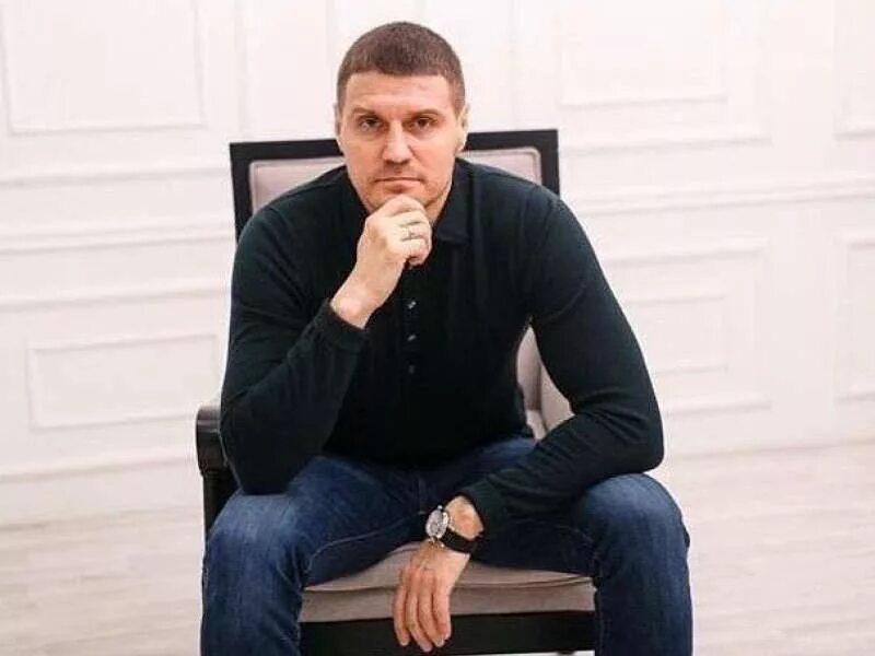Известный пластический хирург. Морозов сергей викторович. сергей морозов пластический. сергей морозов хирург. морозов сергей викторович пластический хирург.