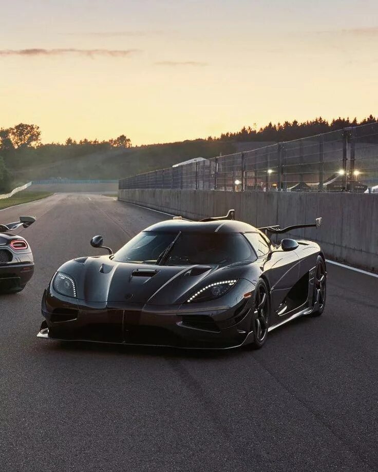 Как выглядит машина koenigsegg Анатолий Смирнов ВКонтакте