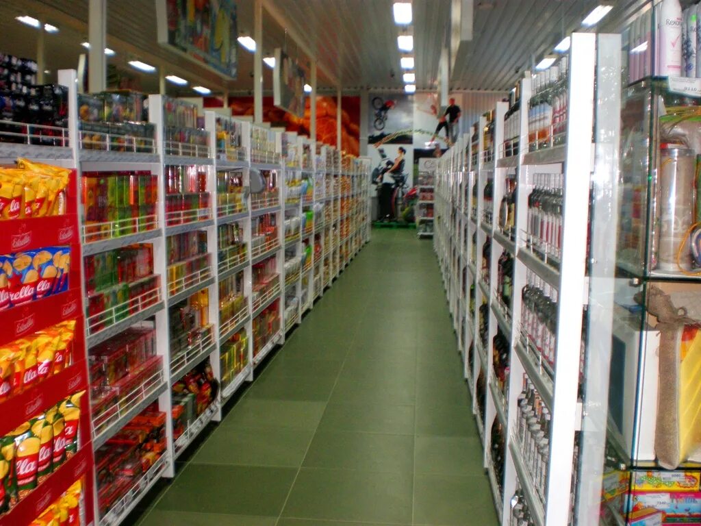 Оптовый магазин. Дисконт супермаркет. Обустройство мелкооптового магазина. Оптовый магазин в 1995 году.