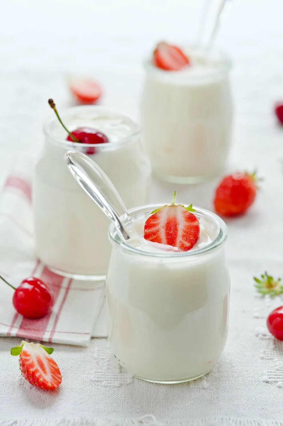 Фото йогурта. Йогурт. Молочные Десерты. Домашний йогурт. Йогурт красивый.