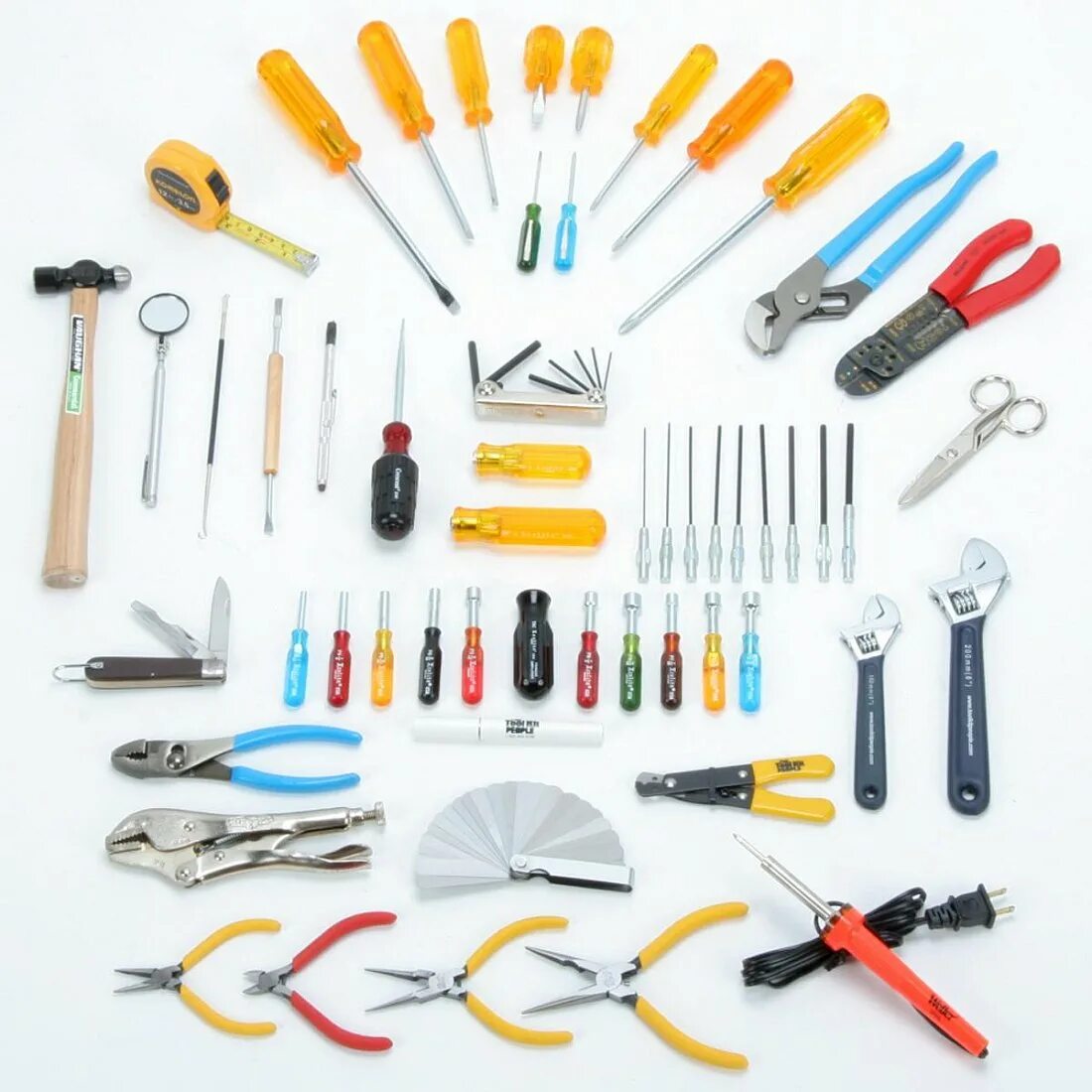 Кельма - гладилка с уголком 3мм 140 х 280 мм зубр. Монтажный инструмент. Инструменты для штукатурных работ. Как называется инструмент для работы. Ручной инструмент для строительства.