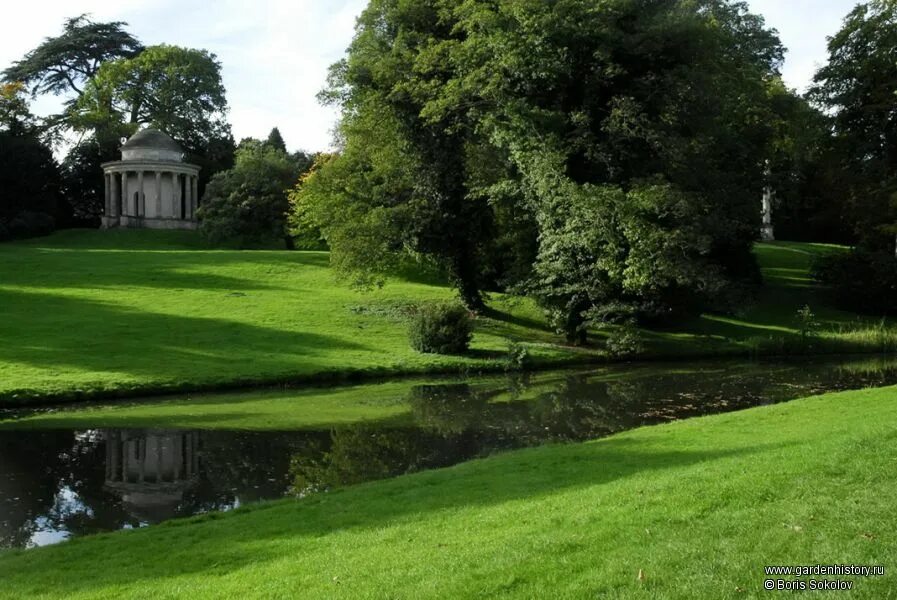 English garden в мюнхене. English park 1. Английский парк ротонда. Сэдлерс-уэллс увеселительный сад в а англии. Английский парк.