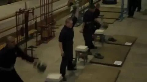 Видео от первого лица террориста с ножом