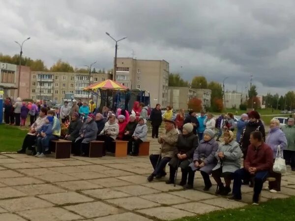 Костино Киров. Посёлок Костино Кировская область. Пос Костино Киров. ДК Костино Киров.