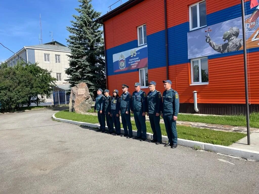 Мчс черкесск. МЧС. Подразделения МЧС. День МЧС.