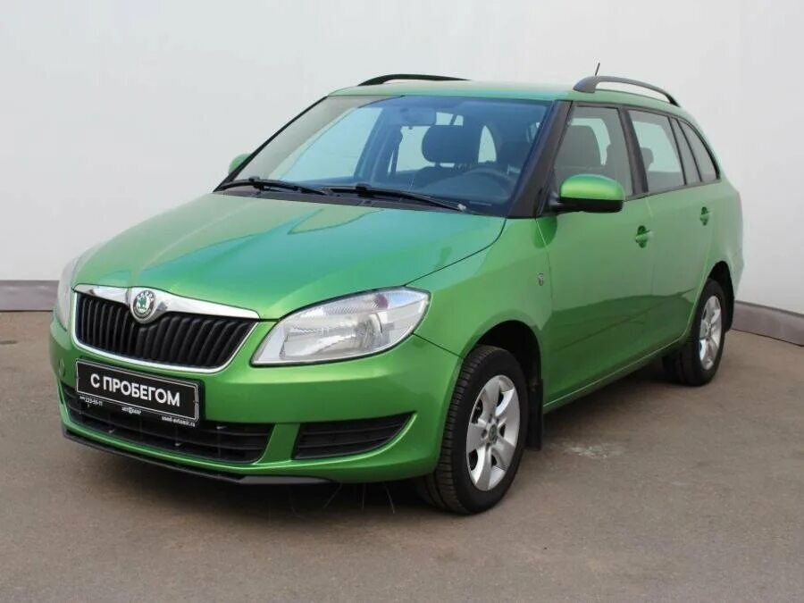 Skoda Fabia 2 Рестайлинг. Skoda Fabia 2011. Шкода Фабия 2 поколения хэтчбек. Шкода Фабия хэтчбек 2011. Купить фабию 1.6