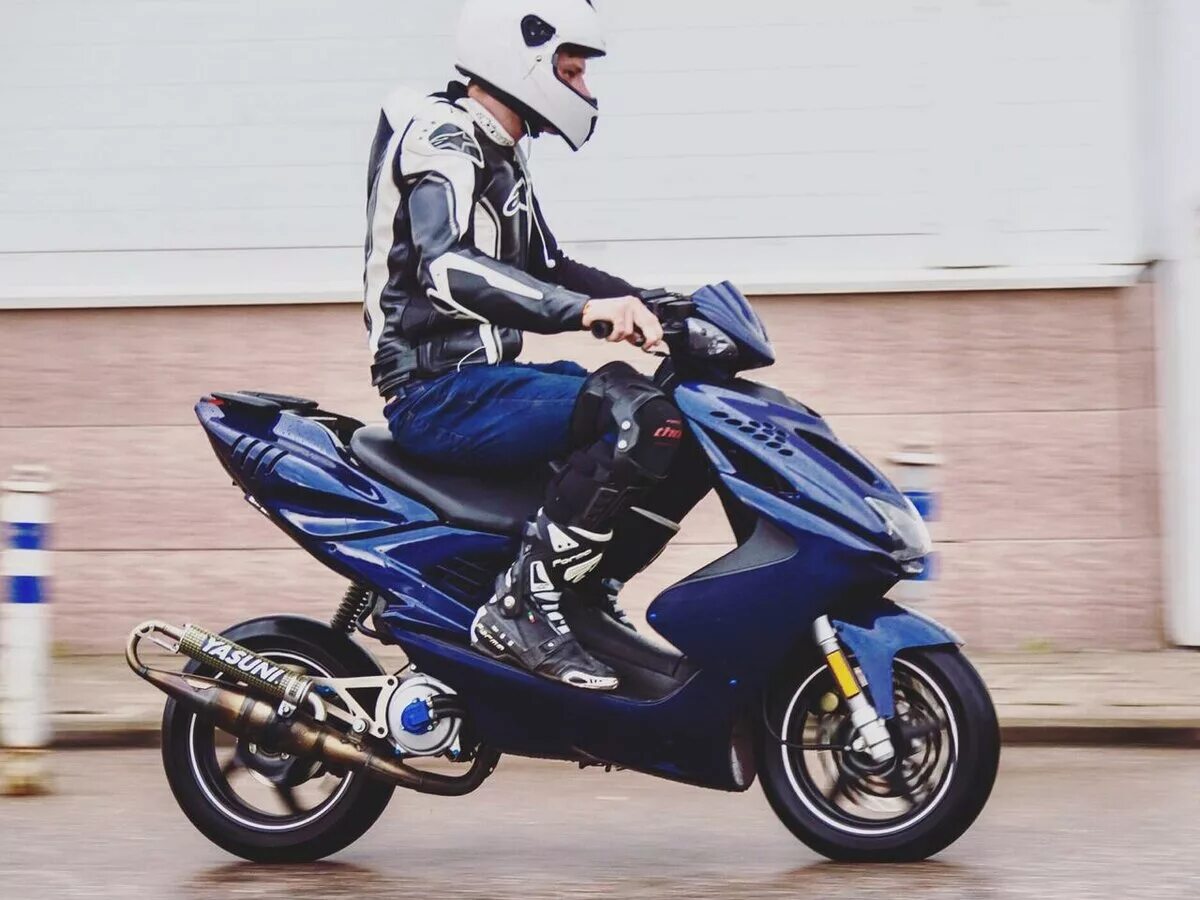 Yamaha Aerox 50. Yamaha Aerox 50 Stunt. Yamaxa Aerox. Yamaha Aerox 125. Мотомир скутеры