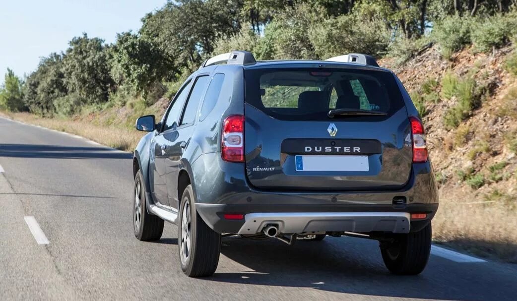 Рено задний вид. Renault Duster сзади. Renault Duster сзади 2014. Дастер сзади 2013. Рено Дастер сзади 2013.