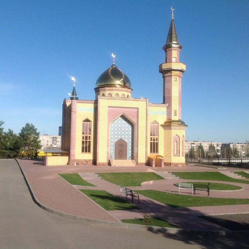 Мечеть Дзержинск Нижегородская область. Мечеть в Дзержинском Московской области. Дзержинск мусульманский культурный центр. Монастыри Ислама в нижним Новгороде.