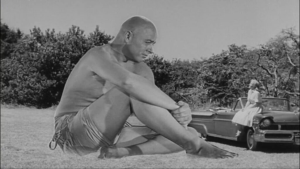 гленн ланган. невероятно огромный человек. невероятно огромный человек 1957. огромный человек. невероятно худеющий человек фильм 1957.