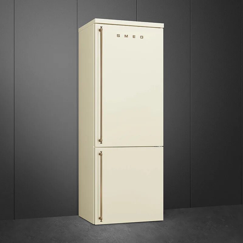 Фирма smeg. Холодильник Smeg fa8005lpo. Холодильник Smeg fa8003po. Smeg coloniale холодильник. Smeg fa8005rpo5.