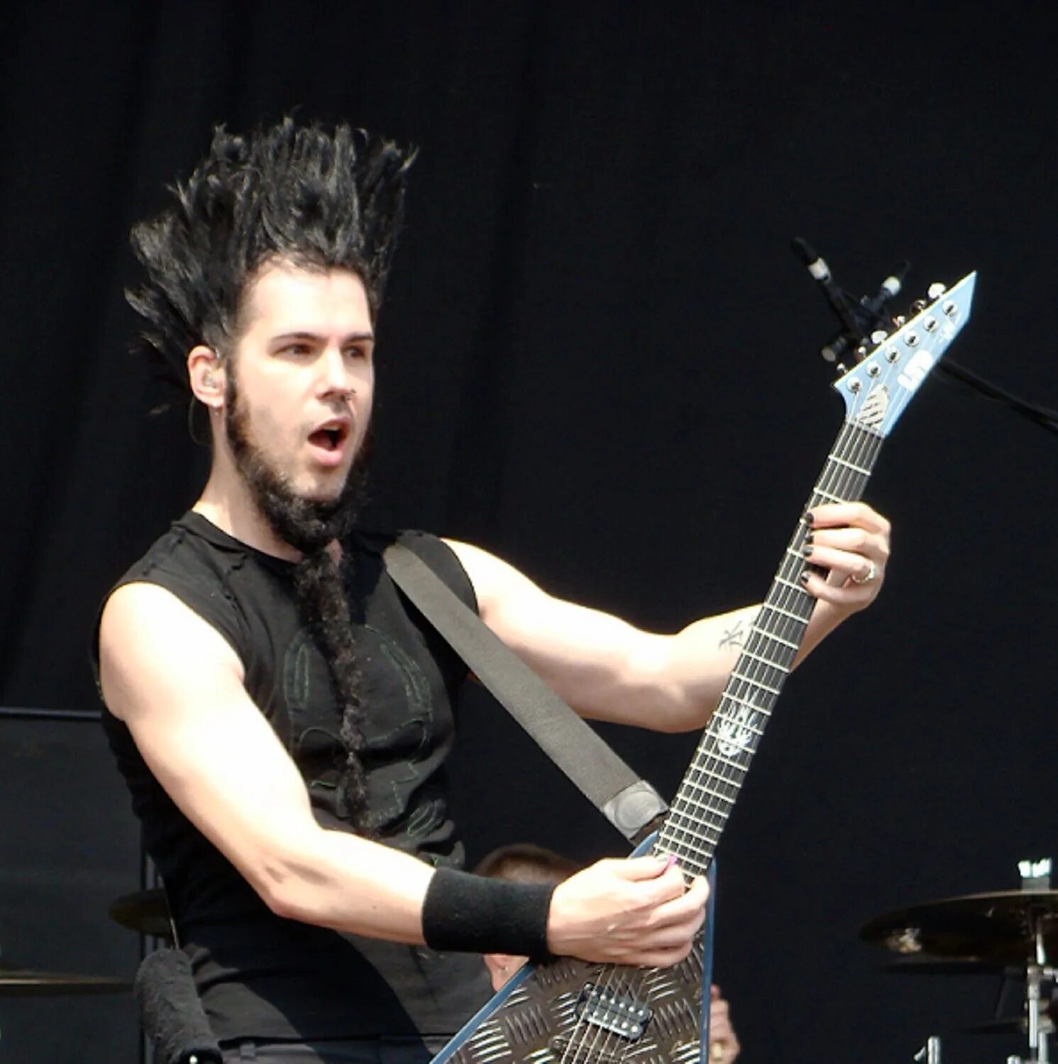 Static status. Уэйн статик. static x солист. уэйн статик вокалист. уэйн статик 2014.