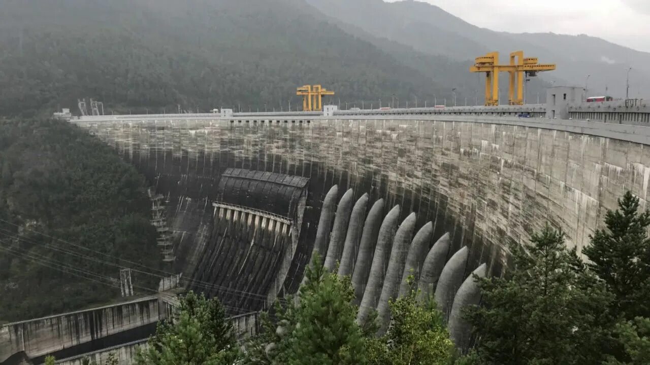 Саяно шушенская гэс 2 гидроагрегат. Восстановить гэс. Саяно-шушенская гэс 17. Енисей сгэм. Плотина саяно шушенская гэс 2021.