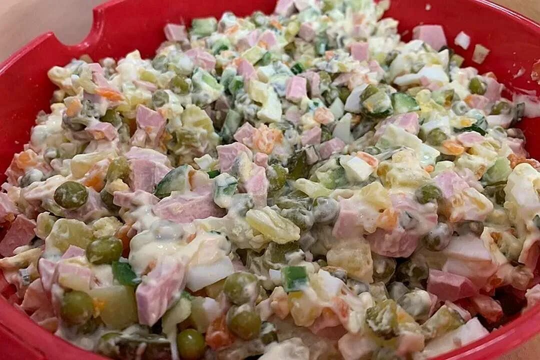 Колбаса зимняя рецепт. Венгерская зимняя салями пик. Колбаса зимняя салями венгрия. Домашняя колбаса. Колбаса.