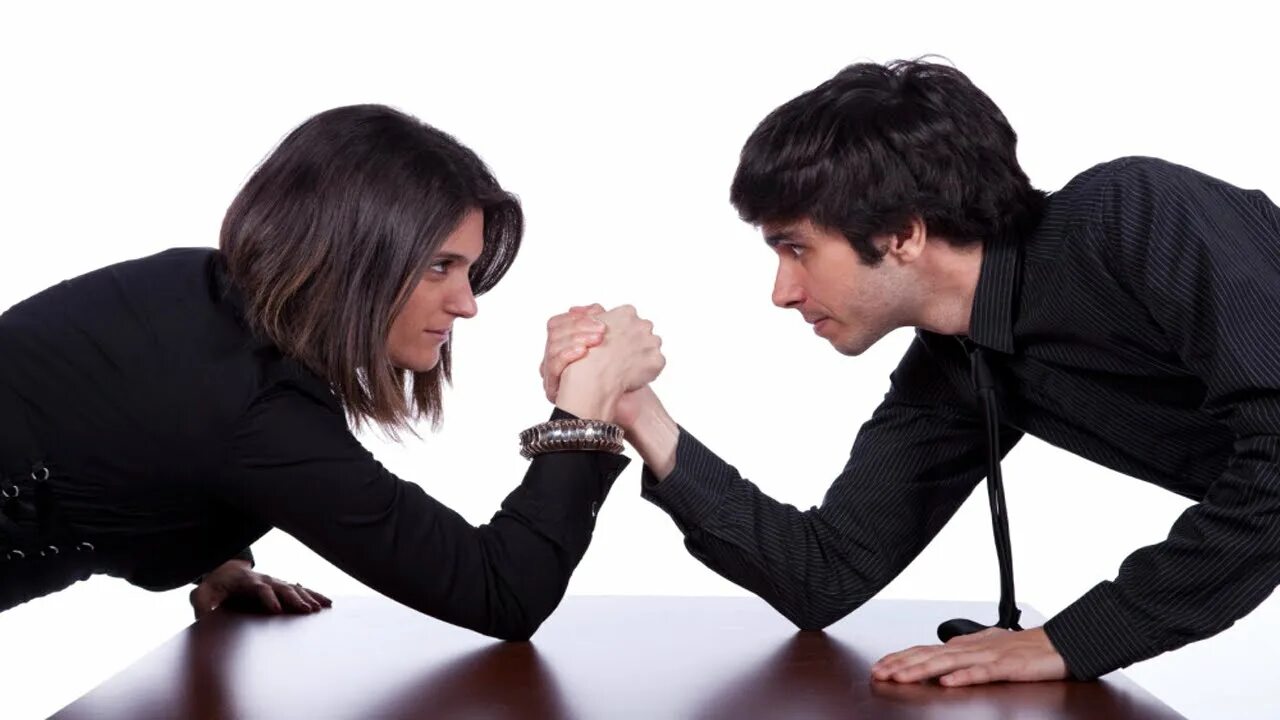 Мужчина делает предложение девушке. Сандра баллок предложение. Девушка в роли мужчины. Равноправие мужчин и женщин. Киллиан мерфи женщина.