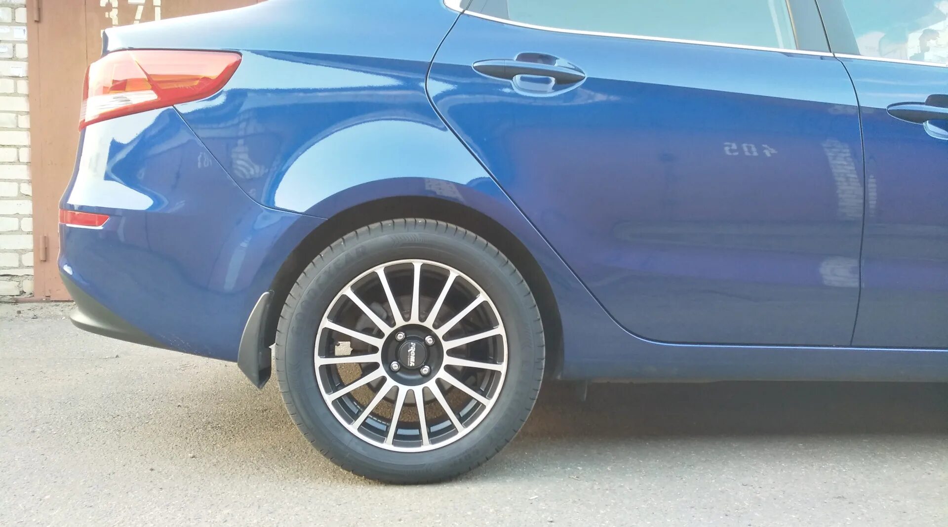 Резина лето рио. 205/55r16 Rio 3. 205 65 R15 Kia Rio 3. Солярис 2 205_60/15. 205/55/16 Kia Rio.