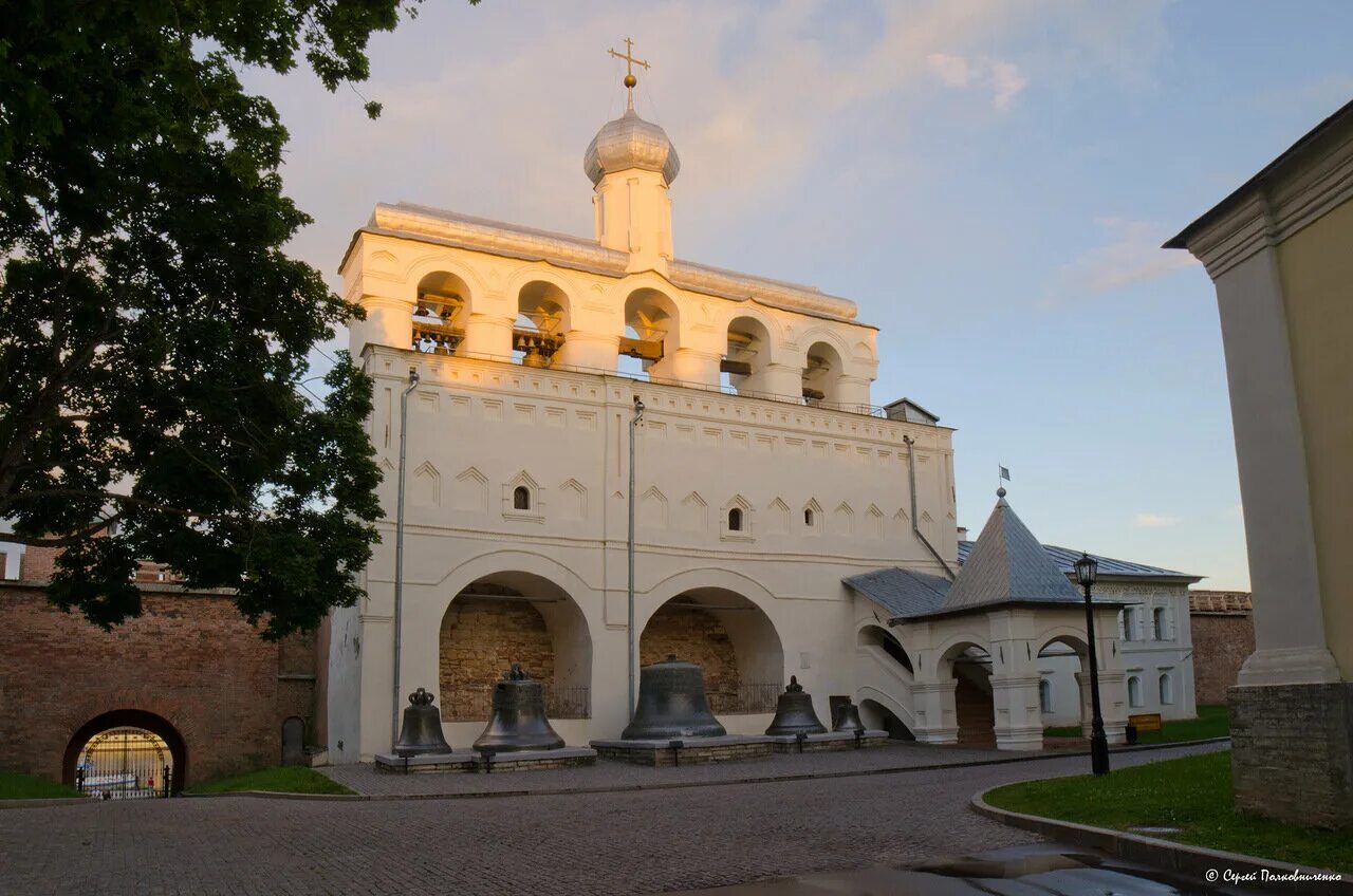 Новгород travel. Великий Новгород фото. Путешествие в Новгород. Великий Новгород виды города. В Новгороде жили.