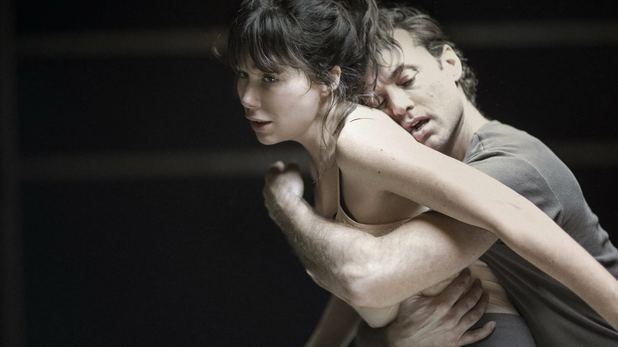 Obsession 2017 jude law. Одержимость джуд. Одержимость джуд. Джуд лоу спектакль одержимость. Иво ван хове.