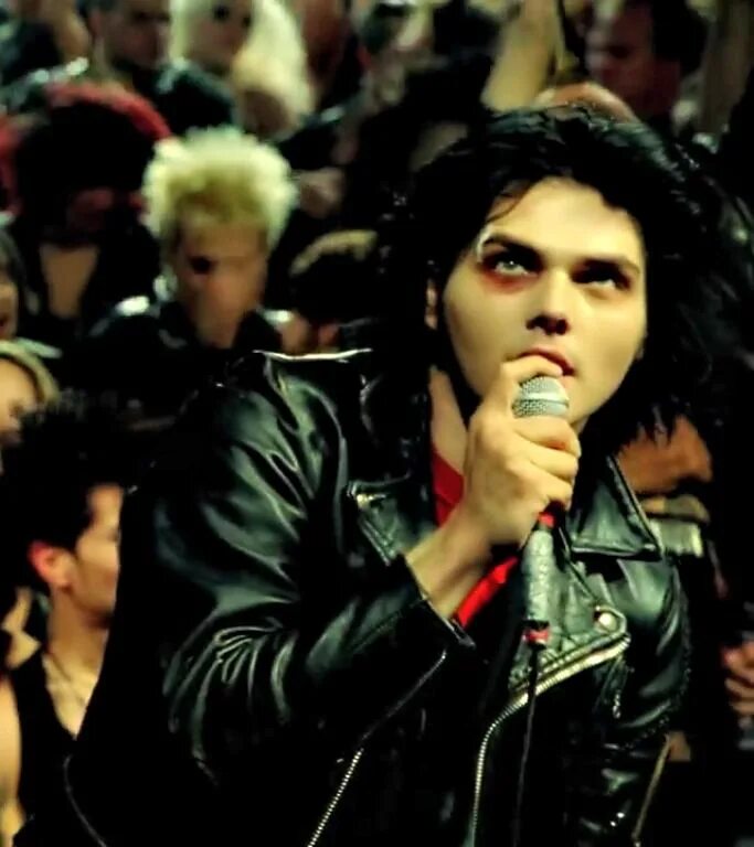 Desolation row. Gerard way desolation row. mcr desolation row. desolation row my chemical romance. desolation row группа.