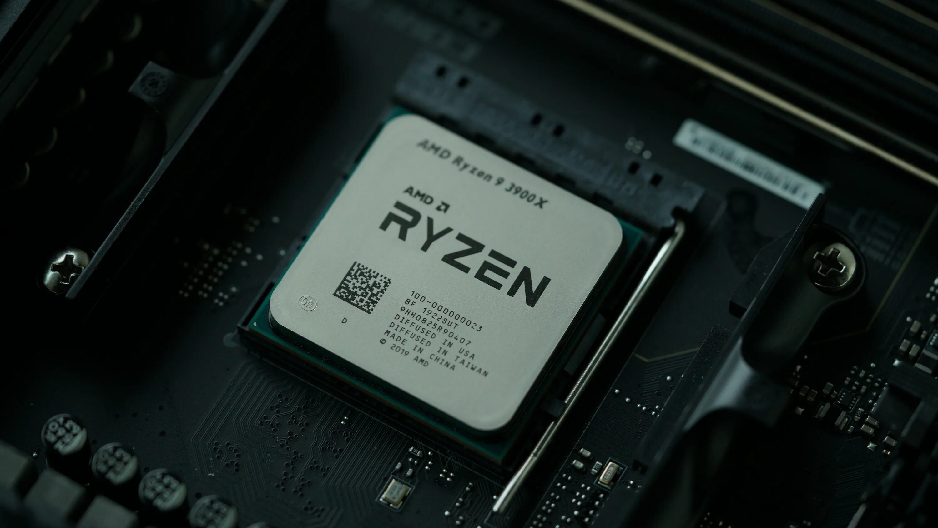 Память для ryzen 7. Ryzen 9 3900x. Ryzen 9 7950x3d. AMD Ryzen 9 3900x Twelve-Core. Процессор AMD Ryzen 9 3900x.