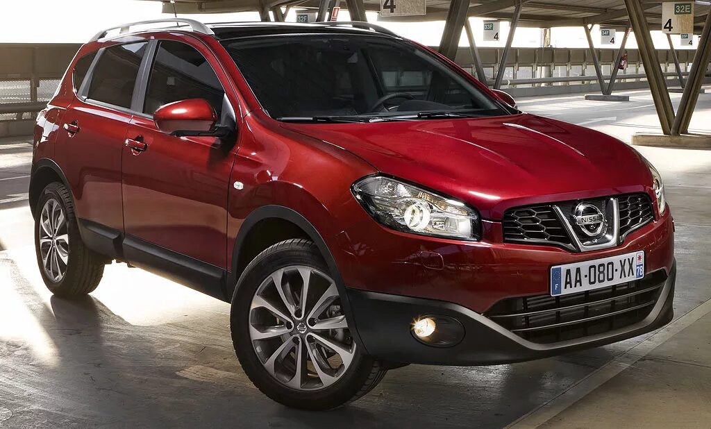 Машины до 700 тысяч рублей. Nissan Qashqai 2012. Ниссан Кашкай 2012 красный. Nissan Qashqai 2013 красный. Ниссан Кашкай 2012г.