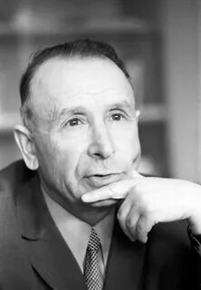 Биография ем