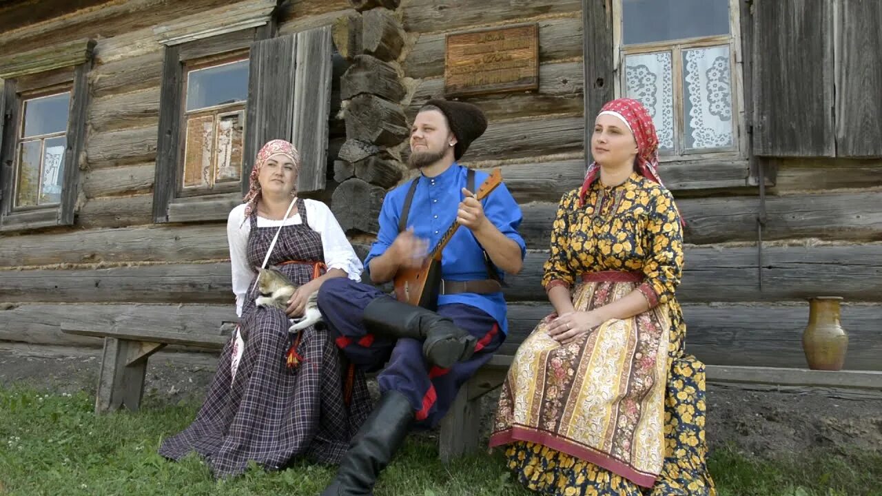 Русский народный деревенский песни. Музей семенково. Гулянье с гармошкой. Русский народный деревенский песни. Русские народные посиделки.