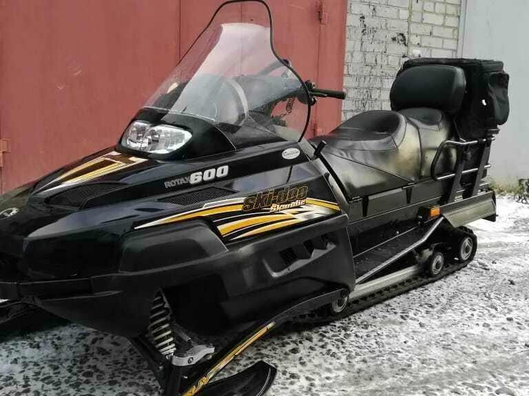 Купить снегоход скандик 600 бу. Ski Doo Skandic 600. Снегоход БРП Скандик 600. Ski Doo Skandic 600 SUV. Ski-Doo 600 2008.