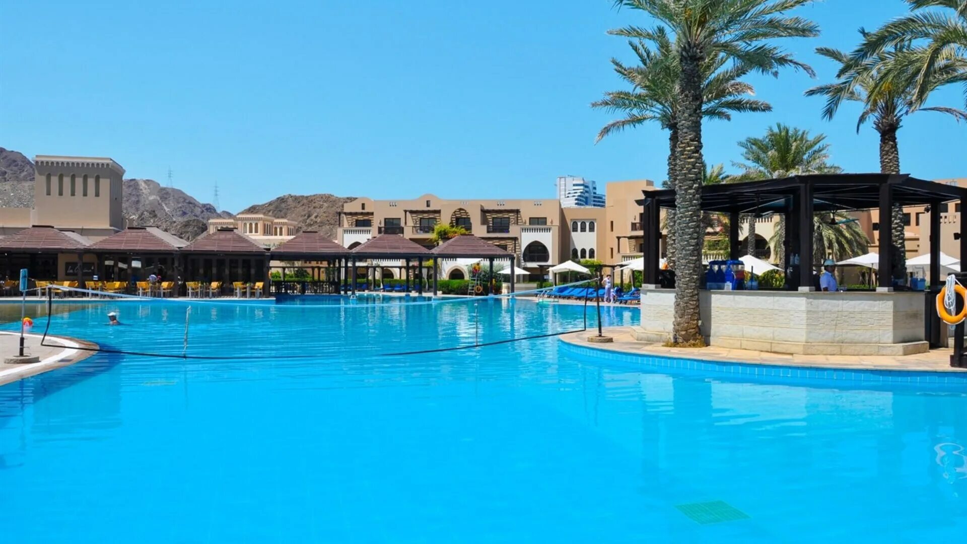 Отель miramar al aqah beach resort 5*. Дубай мирамар фуджейра. Мирамар аль аках 5 фуджейра. Le meridien al aqah 5*. Эмират эль-фуджайра.