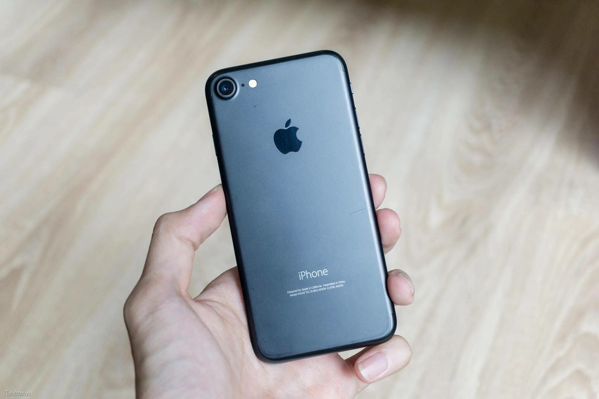 айфон 7 нормальный