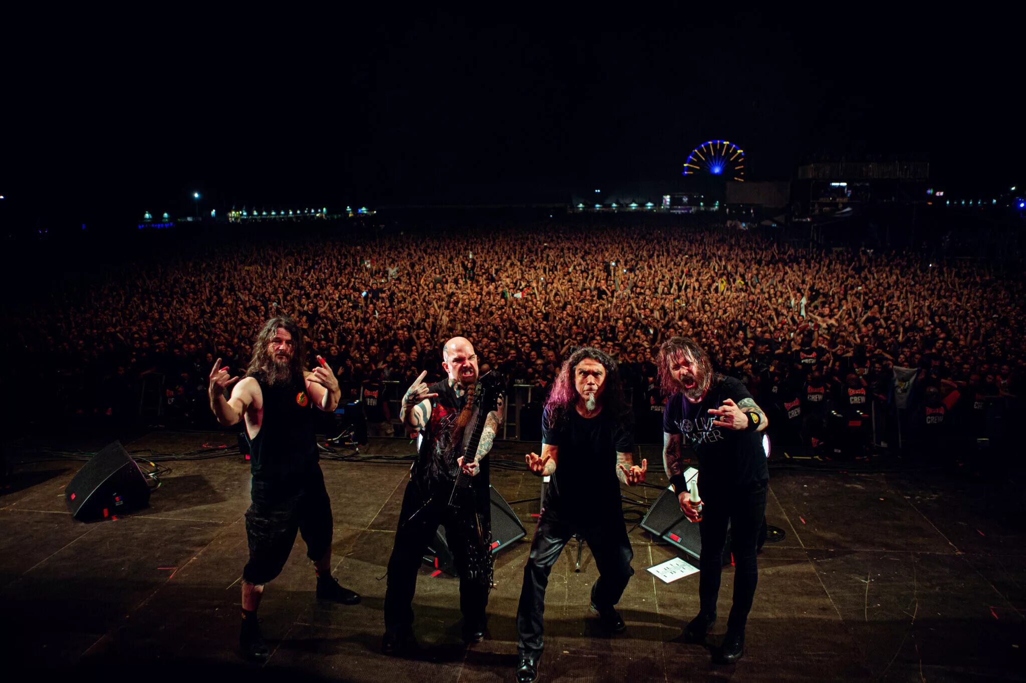 Slay today. Slayer 1981. Слеер группа. Slayer the Relentless Killogy. Slatanic Slaughter.