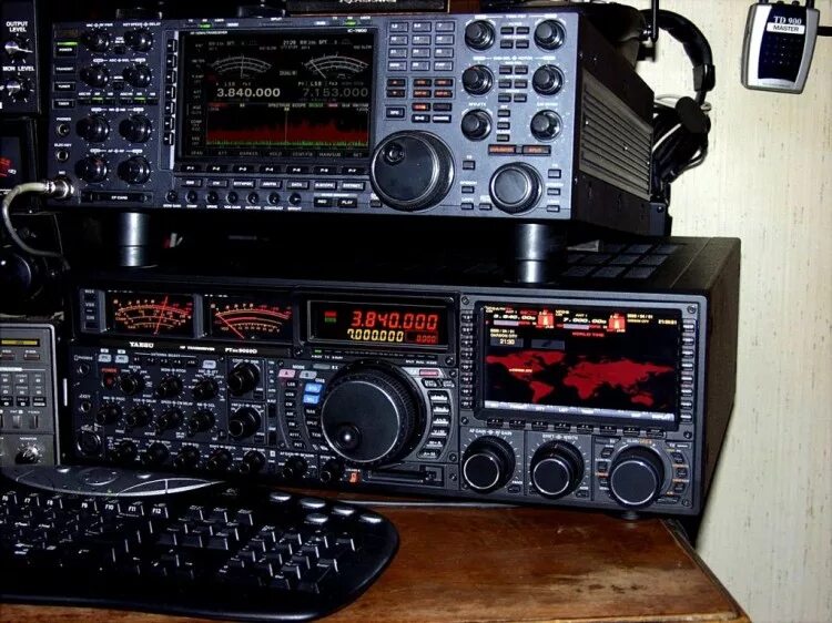 Icom ic-7800. Icom 7800. Icom ic-9000. Yaesu 9000.