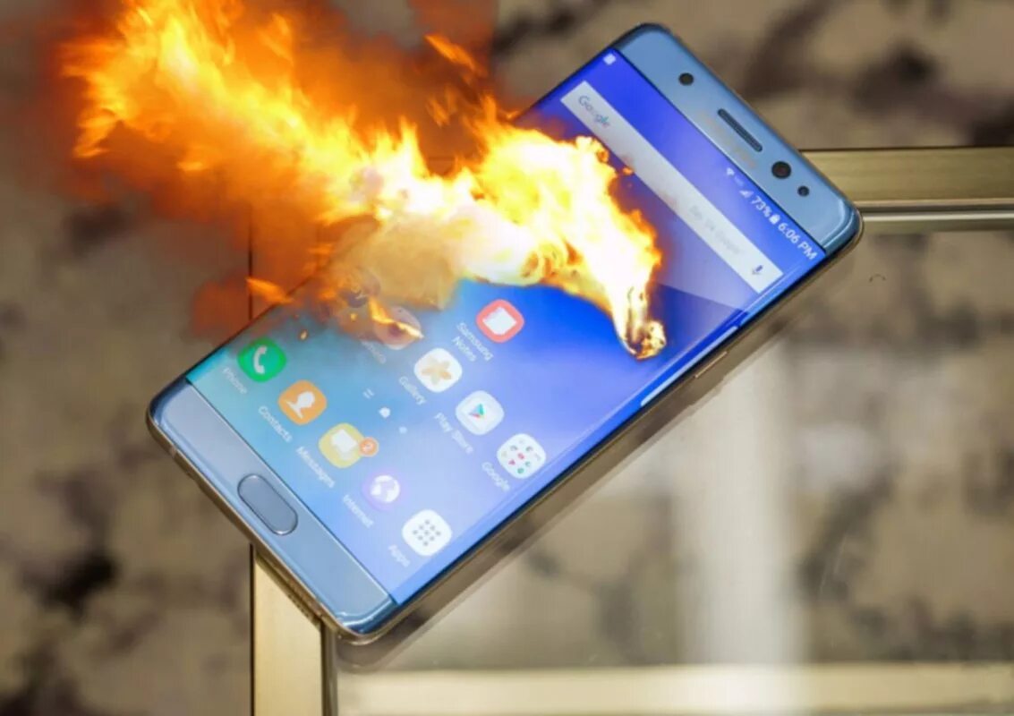 Samsung Note 7. Самсунг галакси ноут 7 взрывается. Смартфон Samsung Galaxy Note 7. Samsung Galaxy Note 7 взрыв. Samsung сгорел