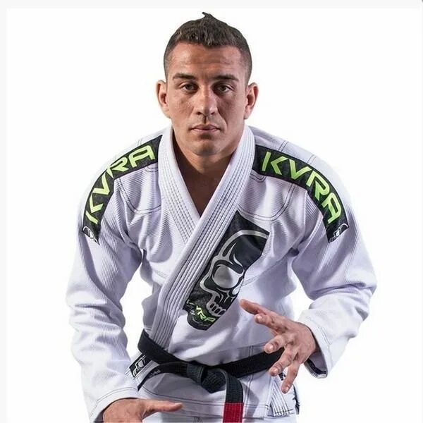 Джитсу детектив. Кимоно athletica Jiu Jitsu. Боец джиу джитсу. Абусупьян джиу джитсу. Кимоно Грейси джиу джитсу.