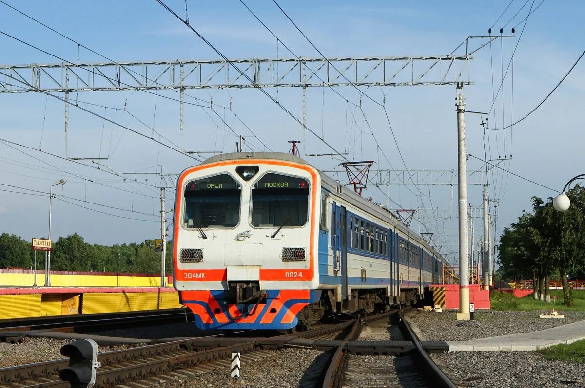 Электричка тула тарусская сегодня. Эд4мк 0024. Эд4мк 0024 салон. Эд4мк Орел Москва. Эд4мк.