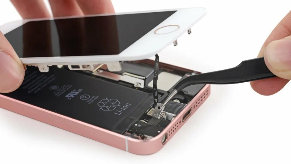 Iphone 5s разъем. Ремонт se. Ремонт se. Батарея на айфон 5s. Дисплей iphone se.