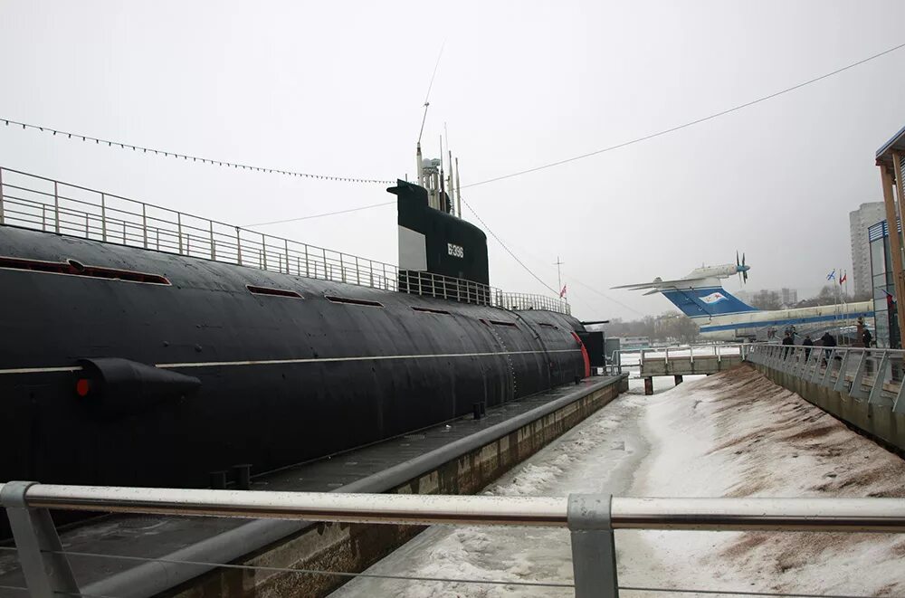 Парк северное тушино подводная лодка. Подводная лодка тушино сайт. Парк северное тушино подводная лодка. Подводная лодка тушино сайт. Подводная лодка в москве тушино.