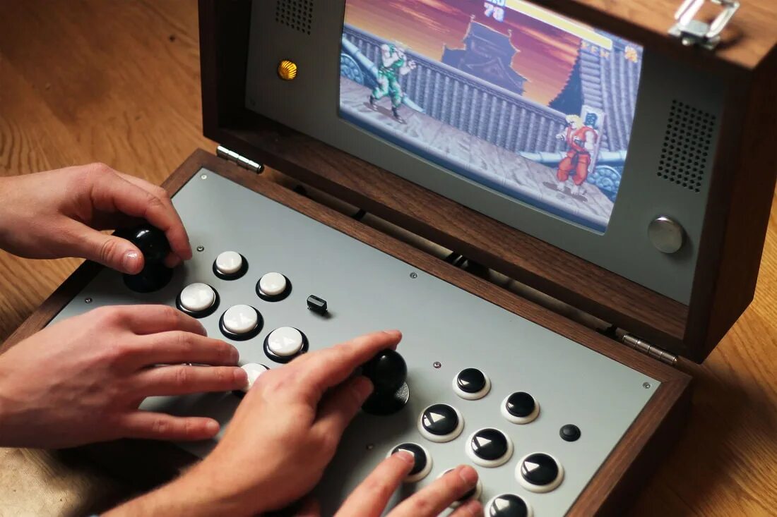 Игровая приставка Retro Arcade. НИО Джио ИИЭС аркадная игровая приставка. Ретро Аркейд консоль. Консоль ретро игры. Заказать забавную игру для консоли