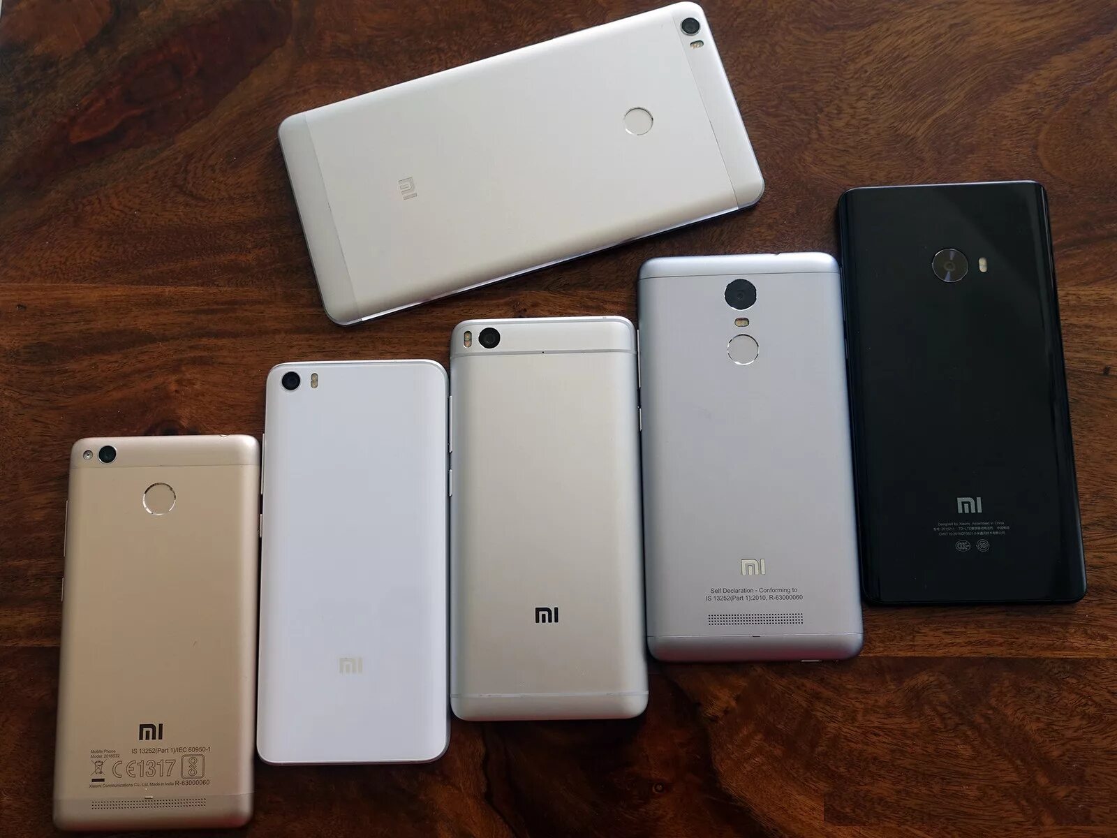 Редми модели 2024. Ксиоми 6. Redmi 4. Redmi a1+. Сяоми редми 2016.