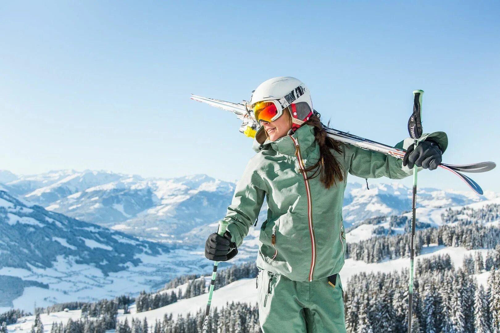 I am skiing now