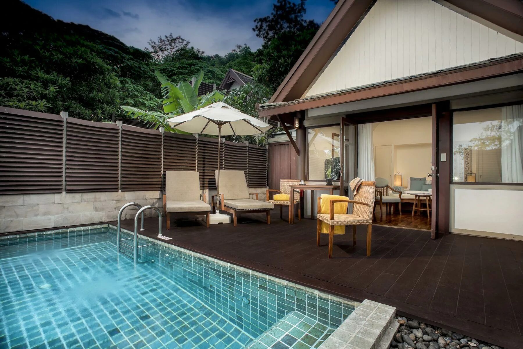 Центара Виллас Пхукет. Centara Villas 4* Пхукет. Centara Karon Resort Phuket Villas. Centara Villas Phuket 4 Таиланд.