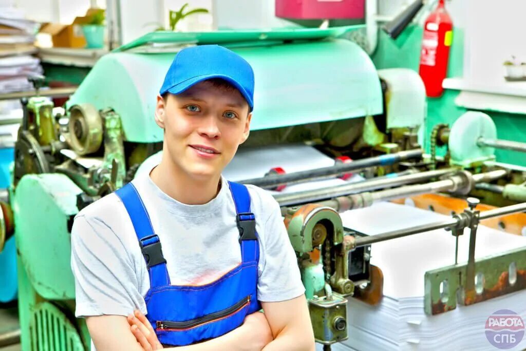 Вакансии подсобный рабочий прямой работодатель. Работник типографии. типография рабочие. подсобный рабочий типография. работница цеха.