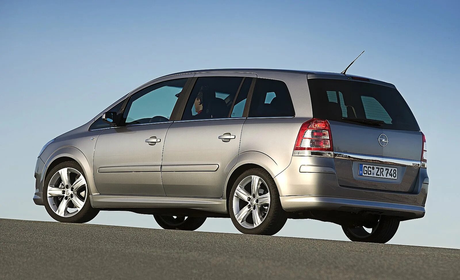 Opel zafira. 8. Ремонт опель зафира б 1. Opel zafira 2. 8.