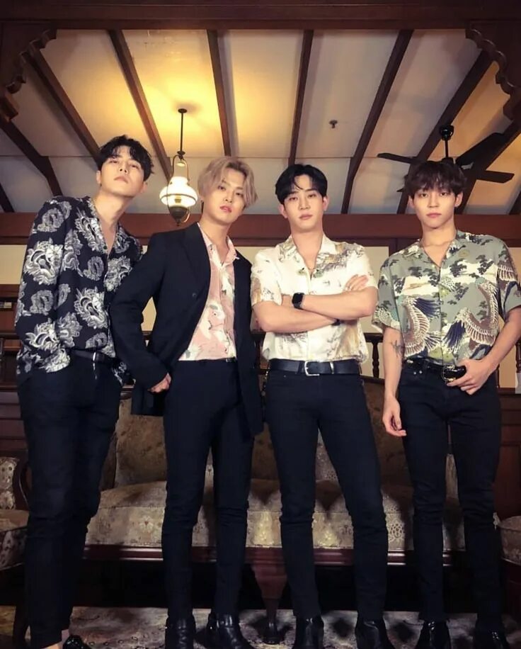 The rose группа. Группа the rose 26. Солист группы the rose. The rose official. The rose корейская группа участники.